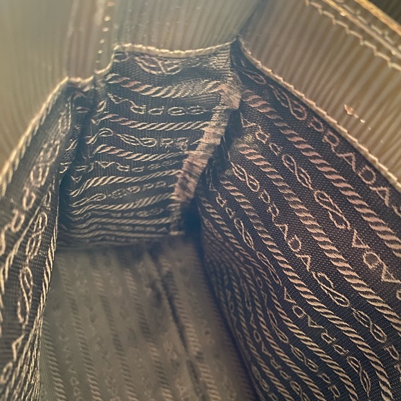 Prada Shiny Green Leather Tote - Picture 13 of 16